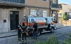 Emergenza acqua a Trapani: poche autobotti e mancano gli autisti. Il Comune chiede aiuto