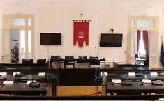 Trapani, seduta consiliare deserta: conti comunali in bilico tra Tari, mozione di sfiducia e rischio Corte dei Conti