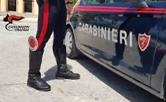 A Marsala un 46enne con il "pollice verde": in casa aveva una vasta piantagione e la marijuana pronta per lo spaccio