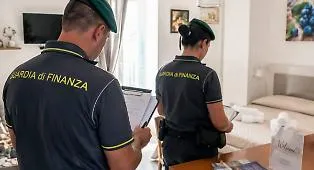 Trapani, controlli fiscali nelle localit&agrave; turistiche: irregolare oltre la met&agrave; degli esercenti