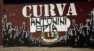 Trapani, nuovi striscioni contro Antonini. Il patron: &laquo;Non ritiro nulla, a breve lasceremo la citt&agrave;&raquo;