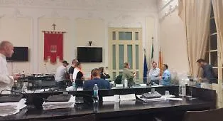 Trapani, il consiglio comunale occupato dopo una seduta lampo e senza delibere approvate
