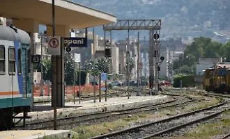 Il mercoled&igrave; nero di chi voleva spostarsi da Trapani a Palermo con il treno