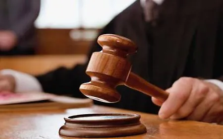Marsala, 49enne di Castelvetrano condannato per pornografia minorile: risarcimento per la vittima