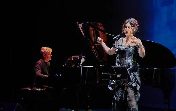 Baglio Florio di Selinunte, il soprano Luciana di Bella e il pianista Massimiliano Pace in... armonia