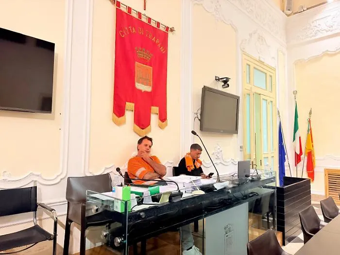 A Trapani va in scena &laquo;il festival delle menzogne&raquo; da parte della politica litigiosa